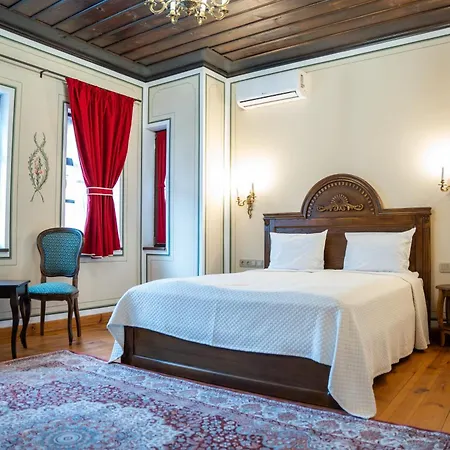 Гостьовий будинок Rahat In Old Town - Free Private Parking 3*