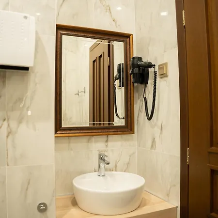 بيت ضيافة Rahat In Old Town - Free Private Parking 3*